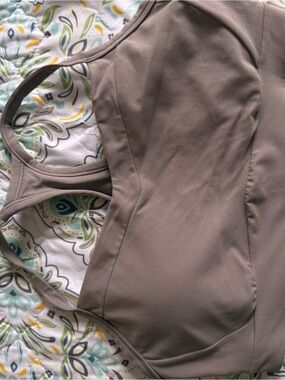 Athleta Seamless Taupe Olive Sports Bra